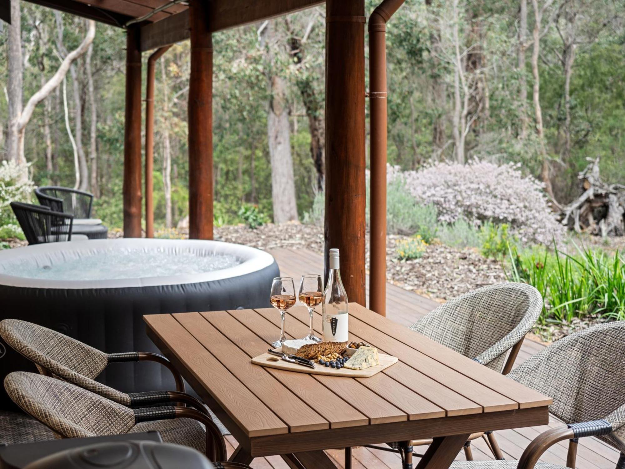 Jarrah Grove Forest Retreat - Adults Only Luxury Chalet Rosa Glen Luaran gambar