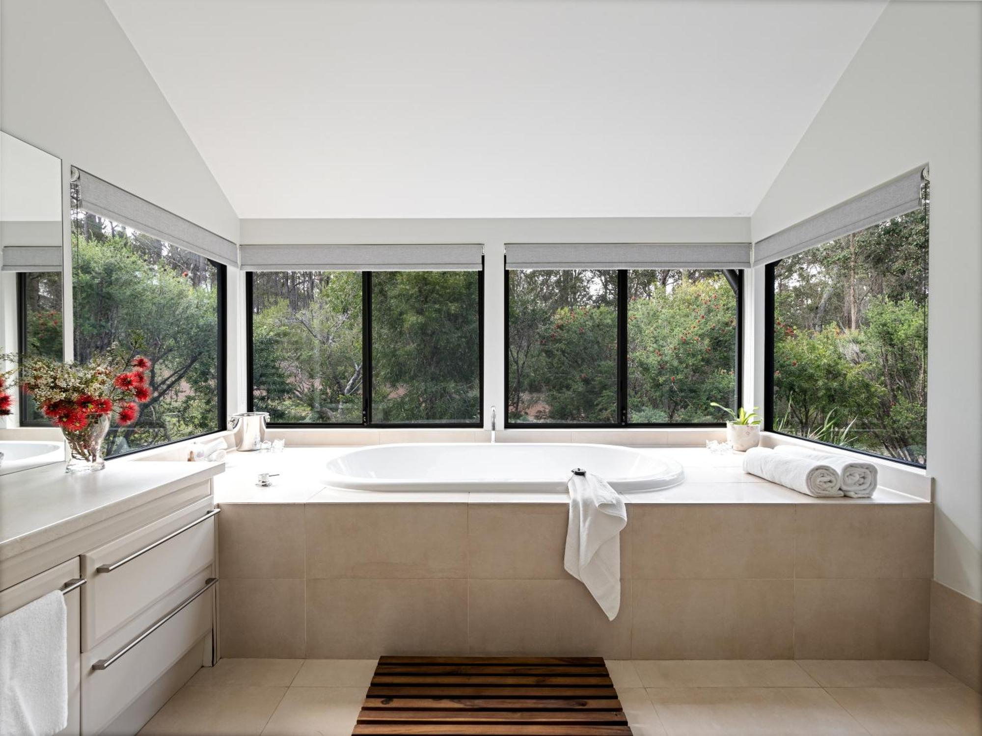 Jarrah Grove Forest Retreat - Adults Only Luxury Chalet Rosa Glen Luaran gambar