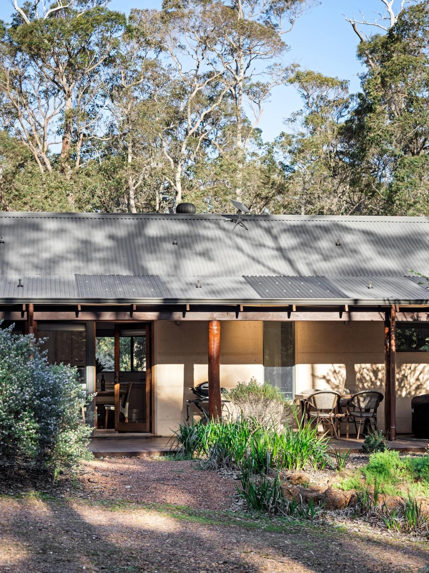 Jarrah Grove Forest Retreat - Adults Only Luxury Chalet Rosa Glen Luaran gambar